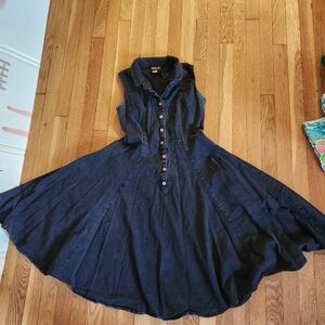 Collectif Caterina Sleeveless Swing Dress with Pockets UK size 12